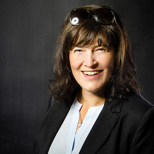Jacqueline Manzke